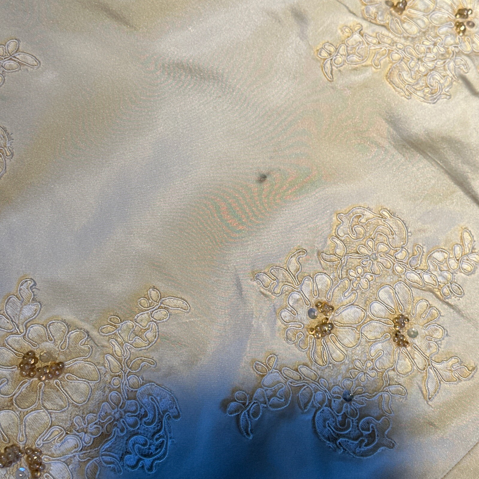 True Vintage Women’s Ivory Silk /Lace A/line Wedding Dress Sz XS Pre-owned