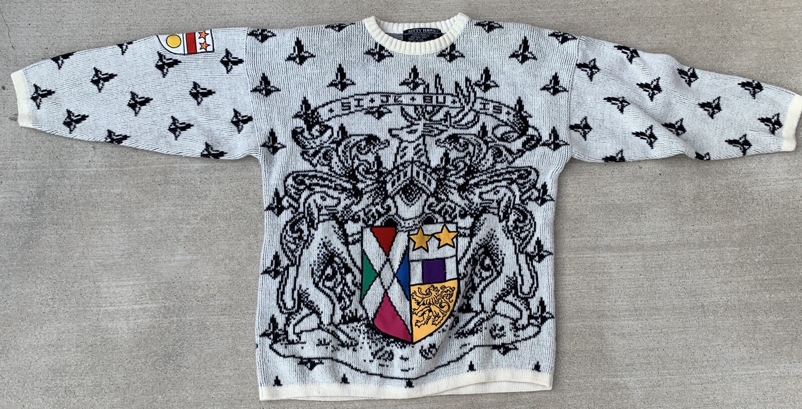 Vintage 1980s Kitty Hawk Heraldic Crest Acrylic Knit Sweater Size S Oversized