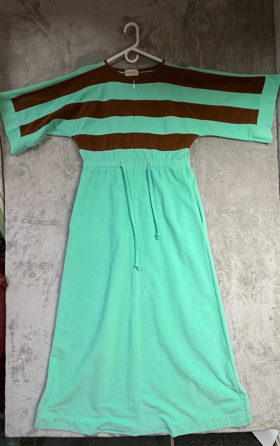 STUNNING VTG VASSARETTE Green & Brown Half Zip Up Lounger Robe