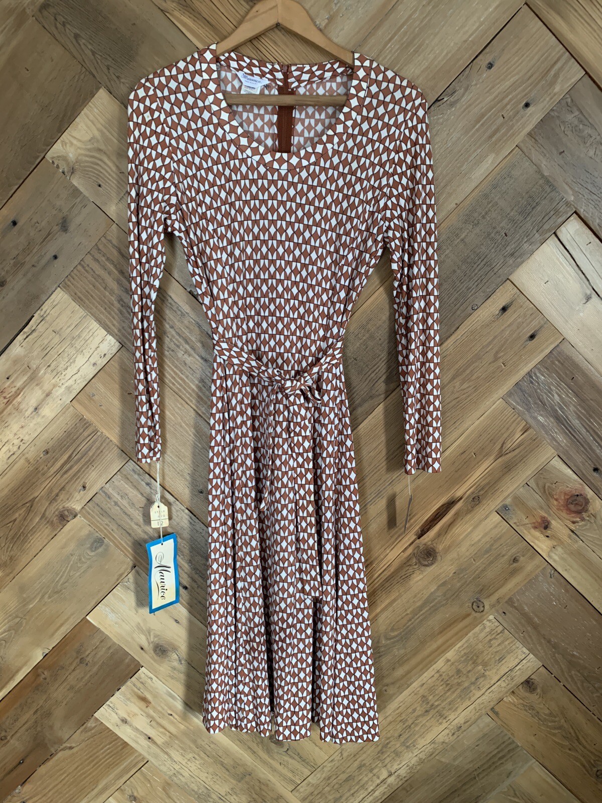 Vintage 70s Deadstock Maurice Long Sleeve Midi Dress Neutral Geometric Op Art 12