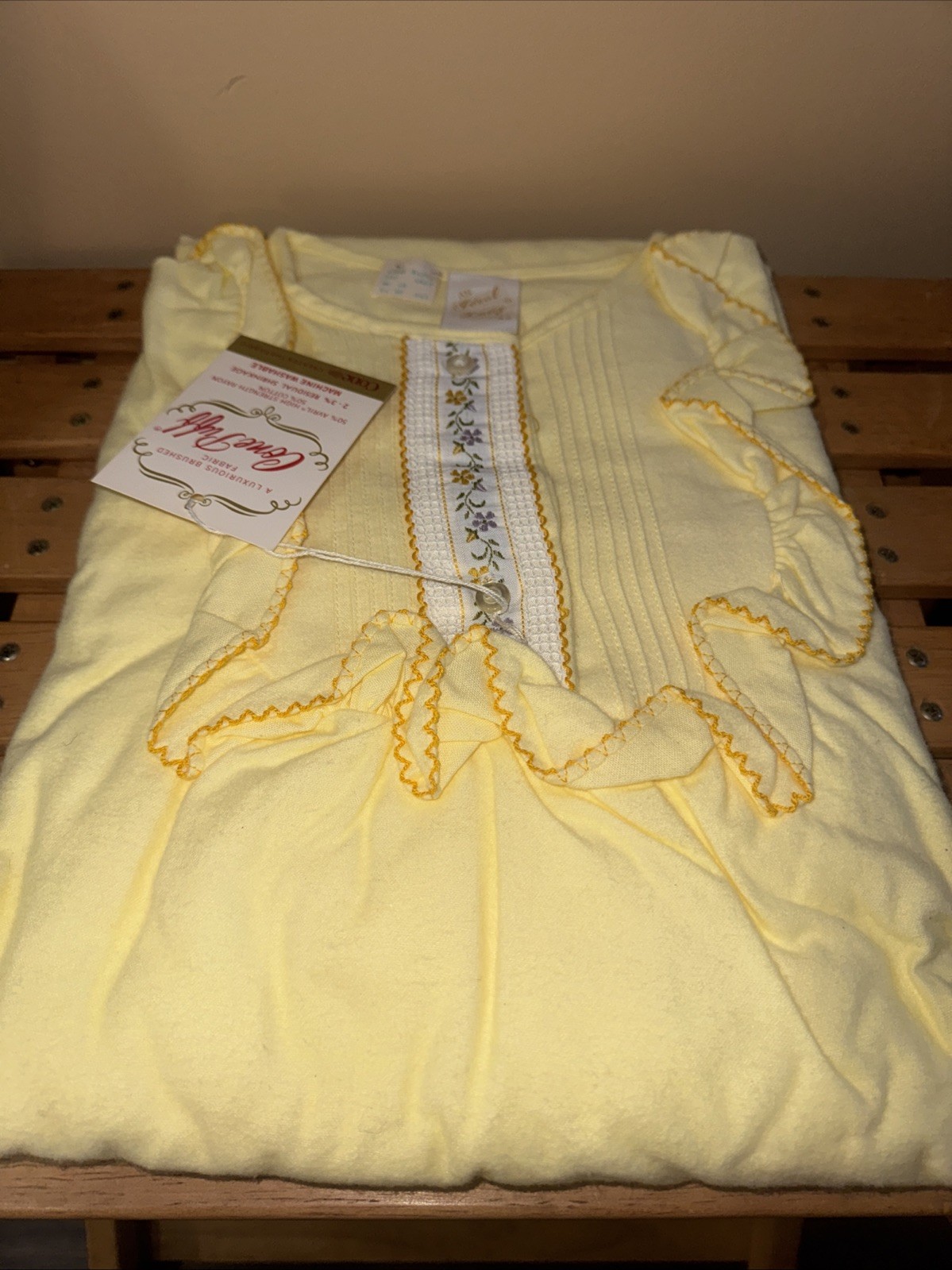 Vintage Women’s Ideal Lady Full Length Gown Pajamas Size 42 (L) Yellow Flowers