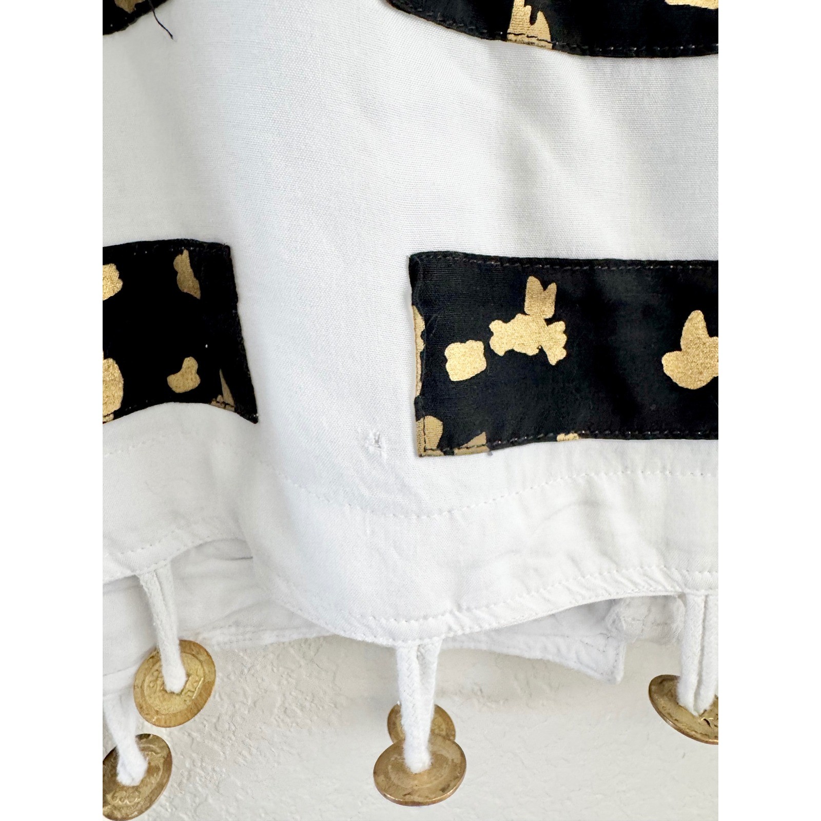 Nativewear Designs Jacket Womens Medium White Black Gold Vintage Toggle Cropped