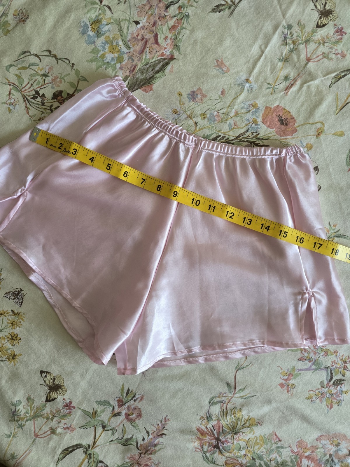 Vintage 80s 90s Pink Satin Avon Shorts Womens XS Small Romantic Sleepwear