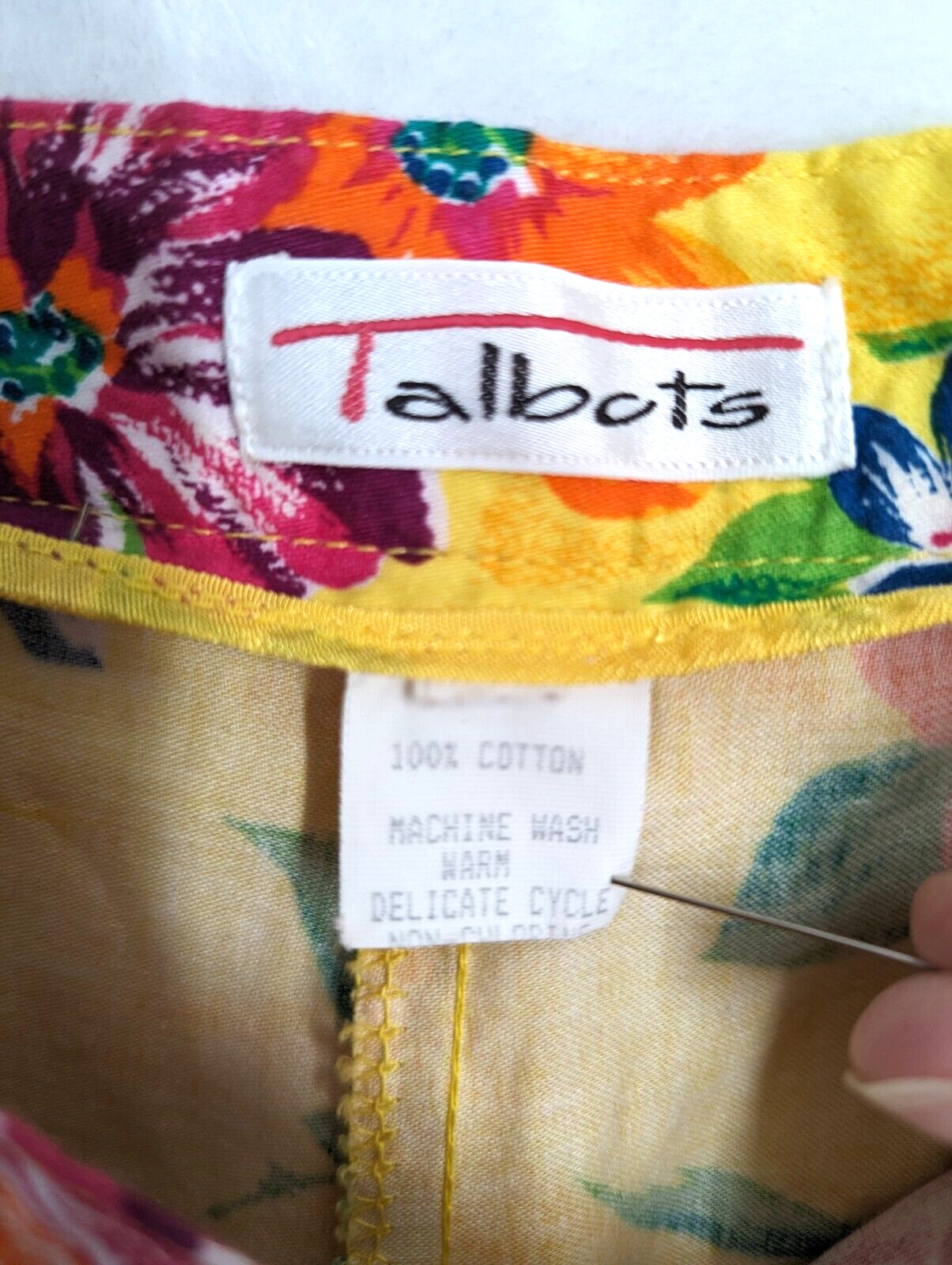 Talbots vintage women’s yellow floral cotton gaucho pants/ split skirt pockets