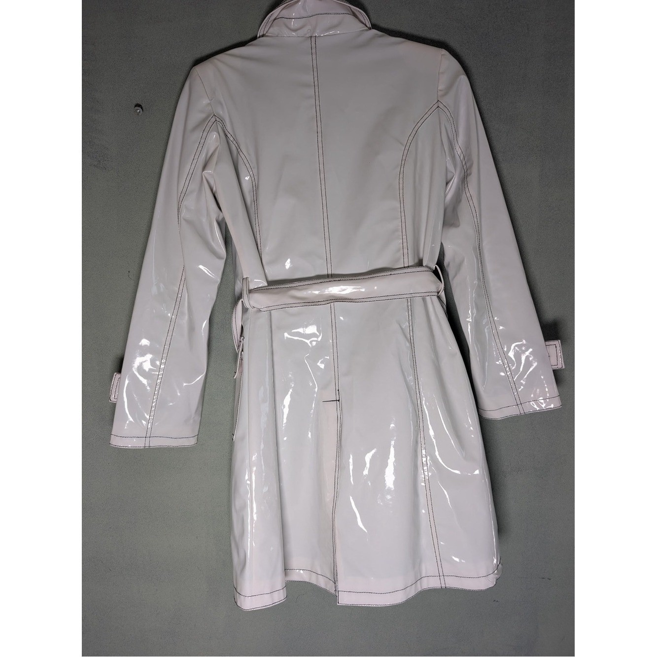 Vtg Y2K is Newport News Patent Leather Double-Breasted Trench Coat – White