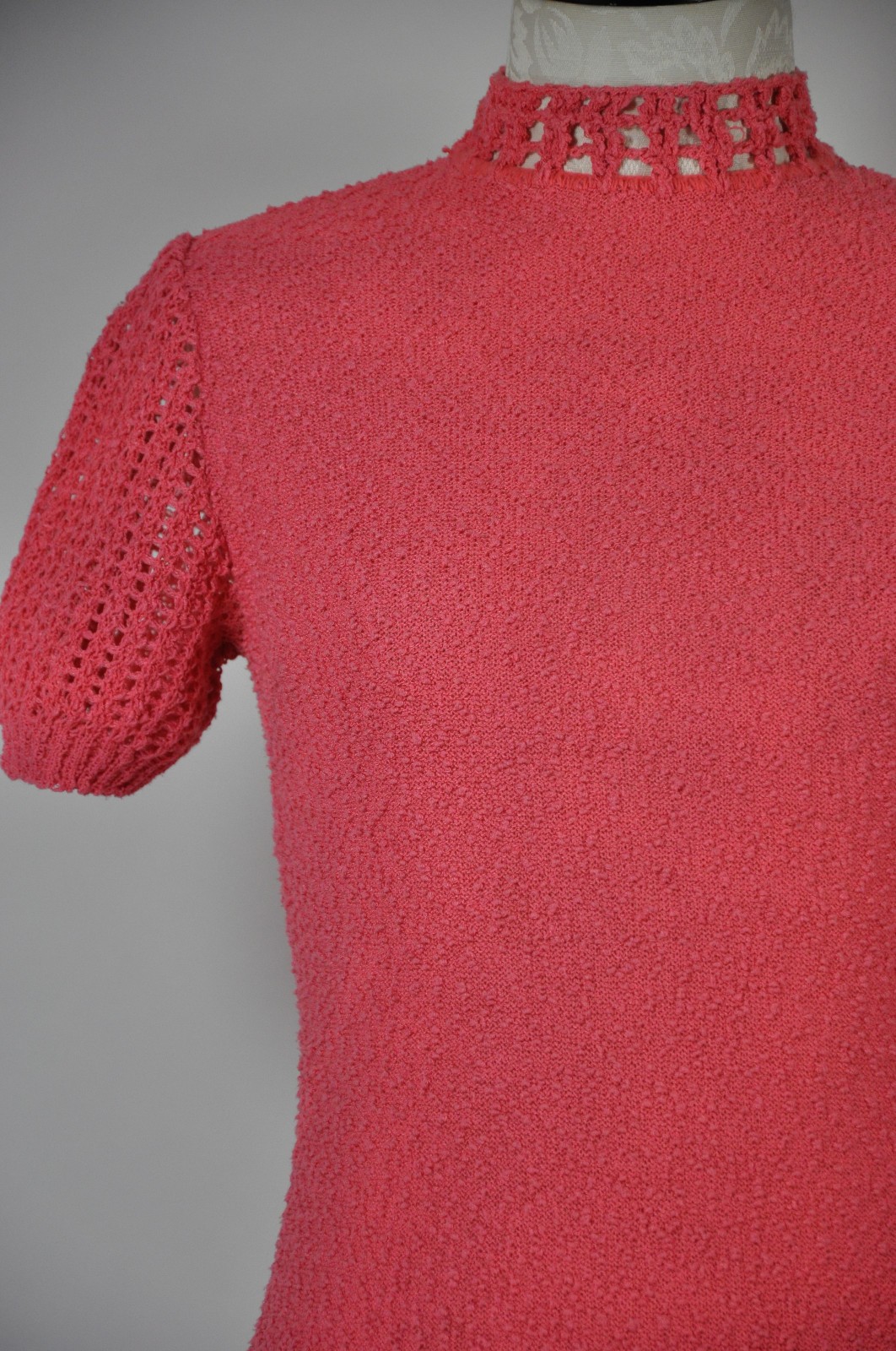 60s Vintage Salmon Pink Cotton Boucle Knit Short Sleeve Sweater Dress Women XS S