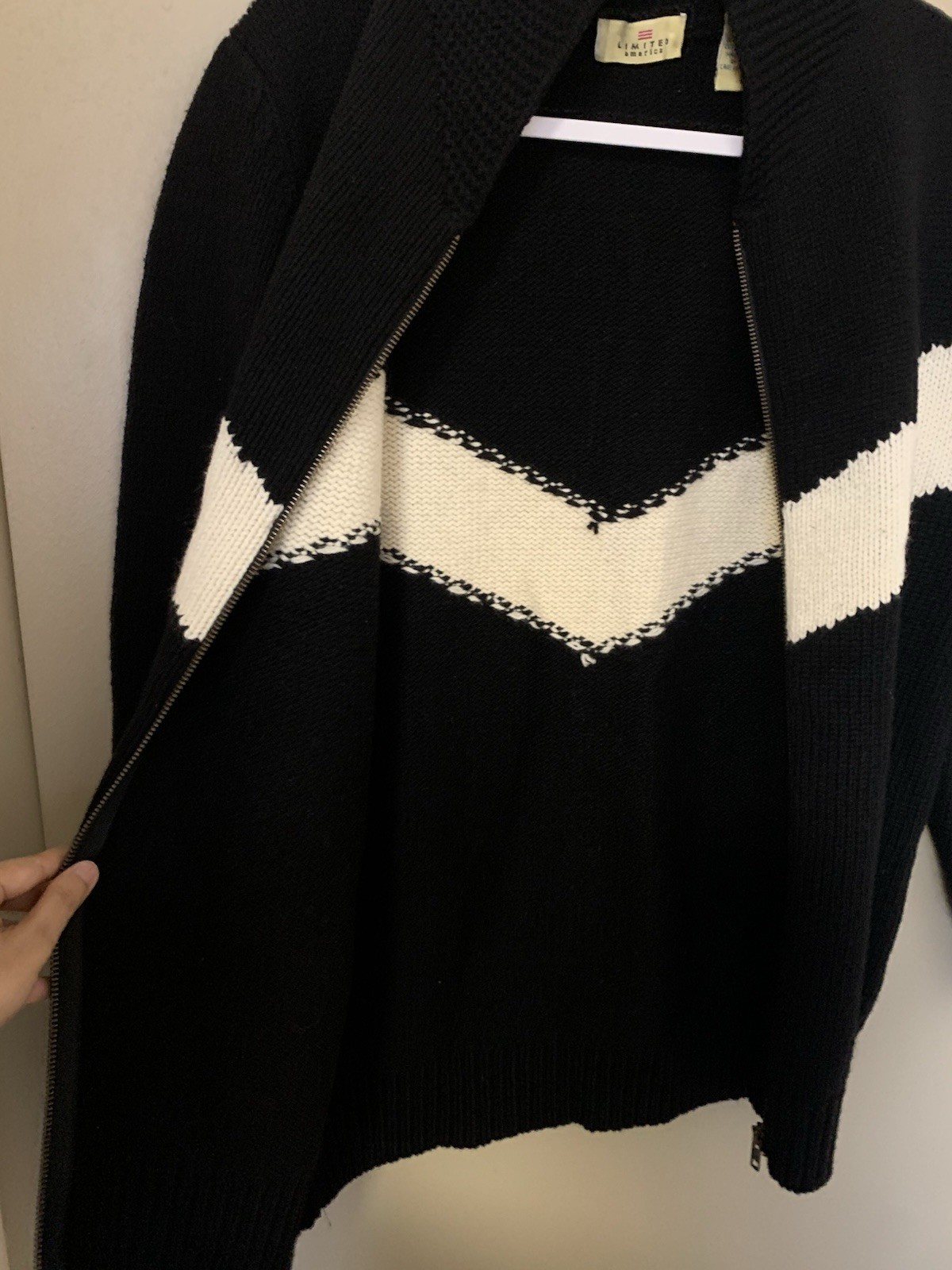 Vtg Limited America Knit Lambswool Black & White Sweater Size M Made In Italy