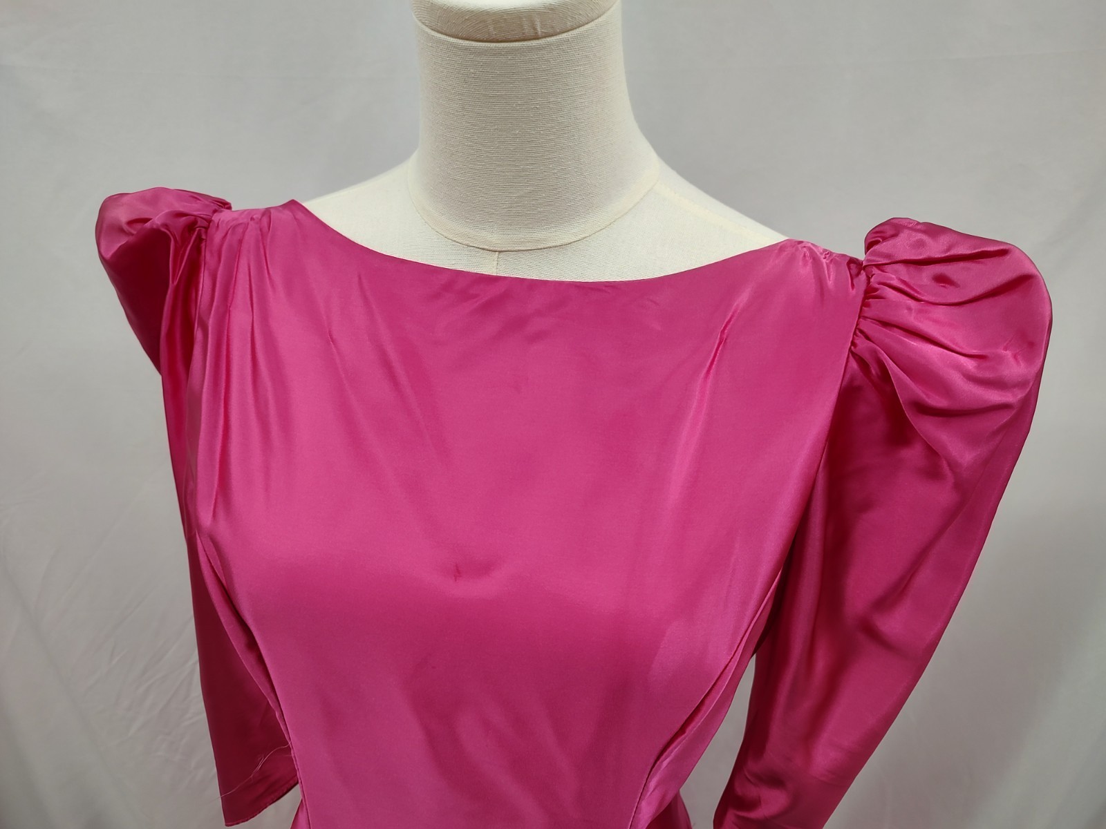 80’s Vintage Dress Hot Pink Liquid Satin Shine Puff Sleeve Bow V Back Gown 13/14