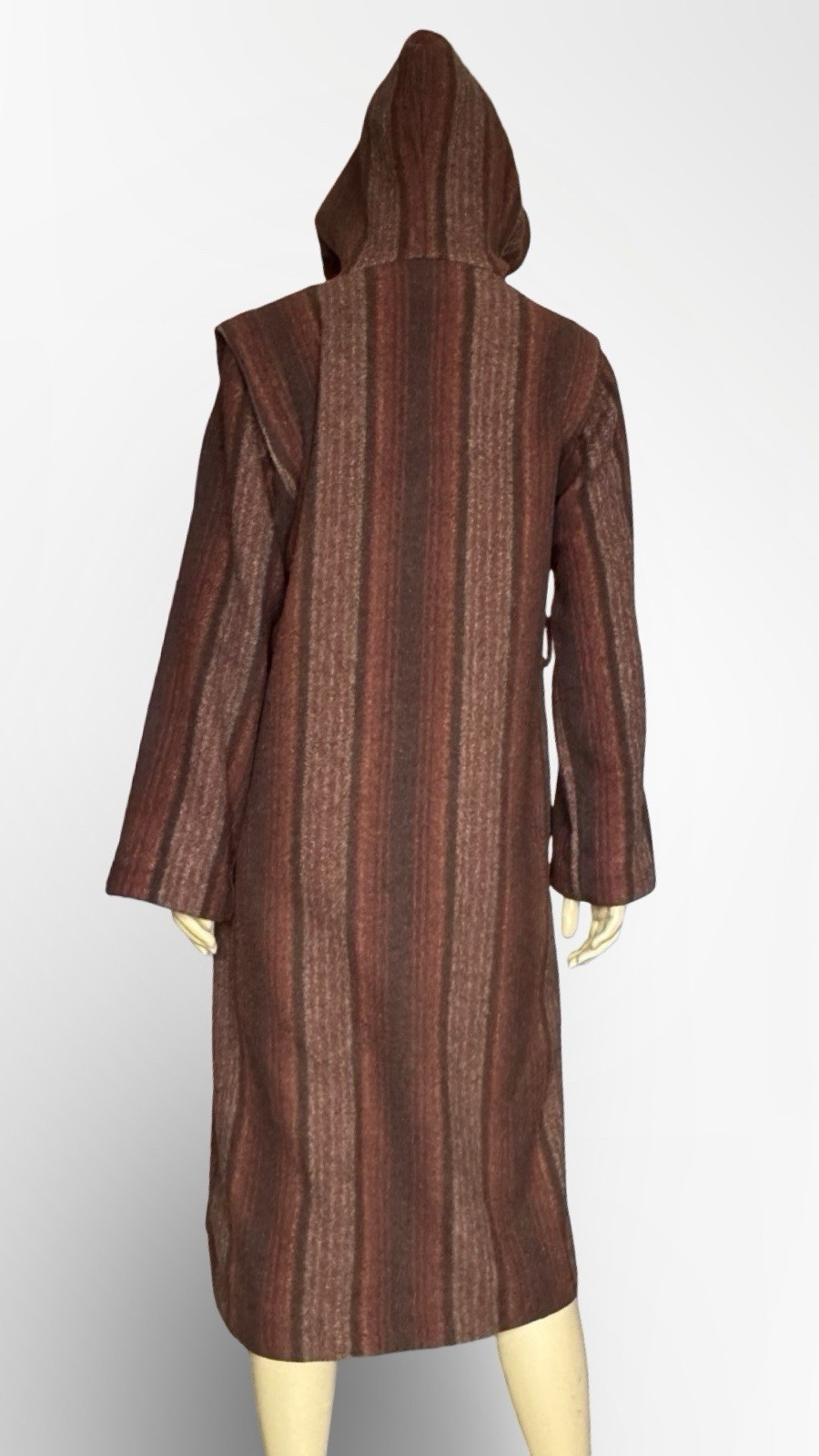 Scottish Wool Hooded Toggle Coat Peabody House Vintage 1970s Sony Pictures Large