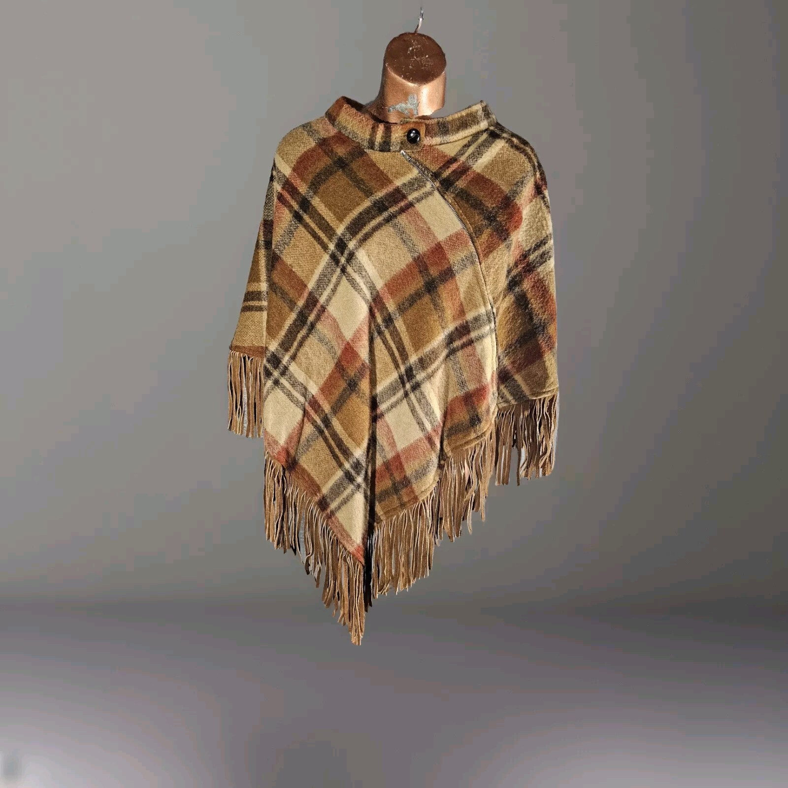 VTG Iconic 1970s Pioneer Wear Plaid Wool & Leather Womens Cape, One Size