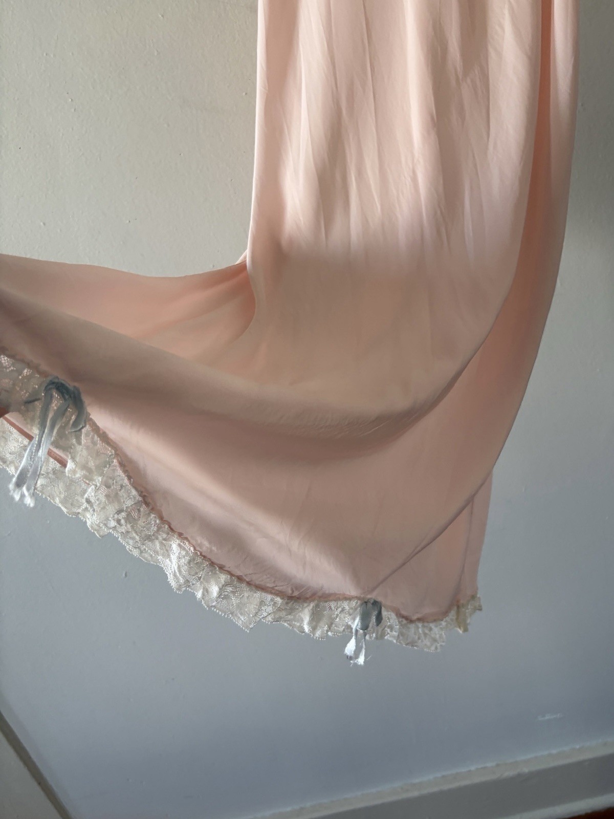1940s Pink Bias Cut Rayon Slip Dress Floral Embroidery Lace Trim Satin Bow XS
