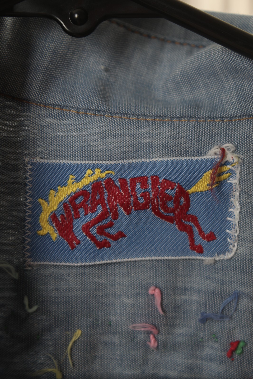 Vtg 70s Wrangler Chambray Shirt Hand Embroidered Hippie Button Up Work Blouse S