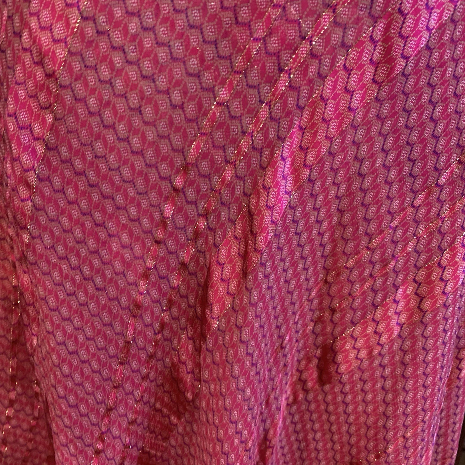 WOMEN’S VINTAGE 1970’S RED, PURPLE & GOLD SILK FARM SILK DRESS SZ S