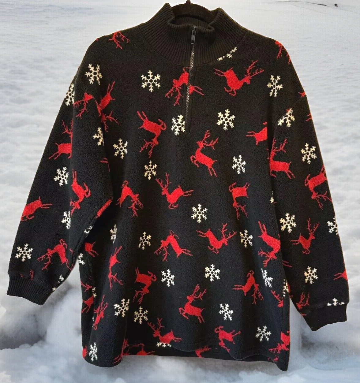 Talbots Fleece Top Medium 1/4 Zip Snowflakes Reindeer Warm Cozy Soft