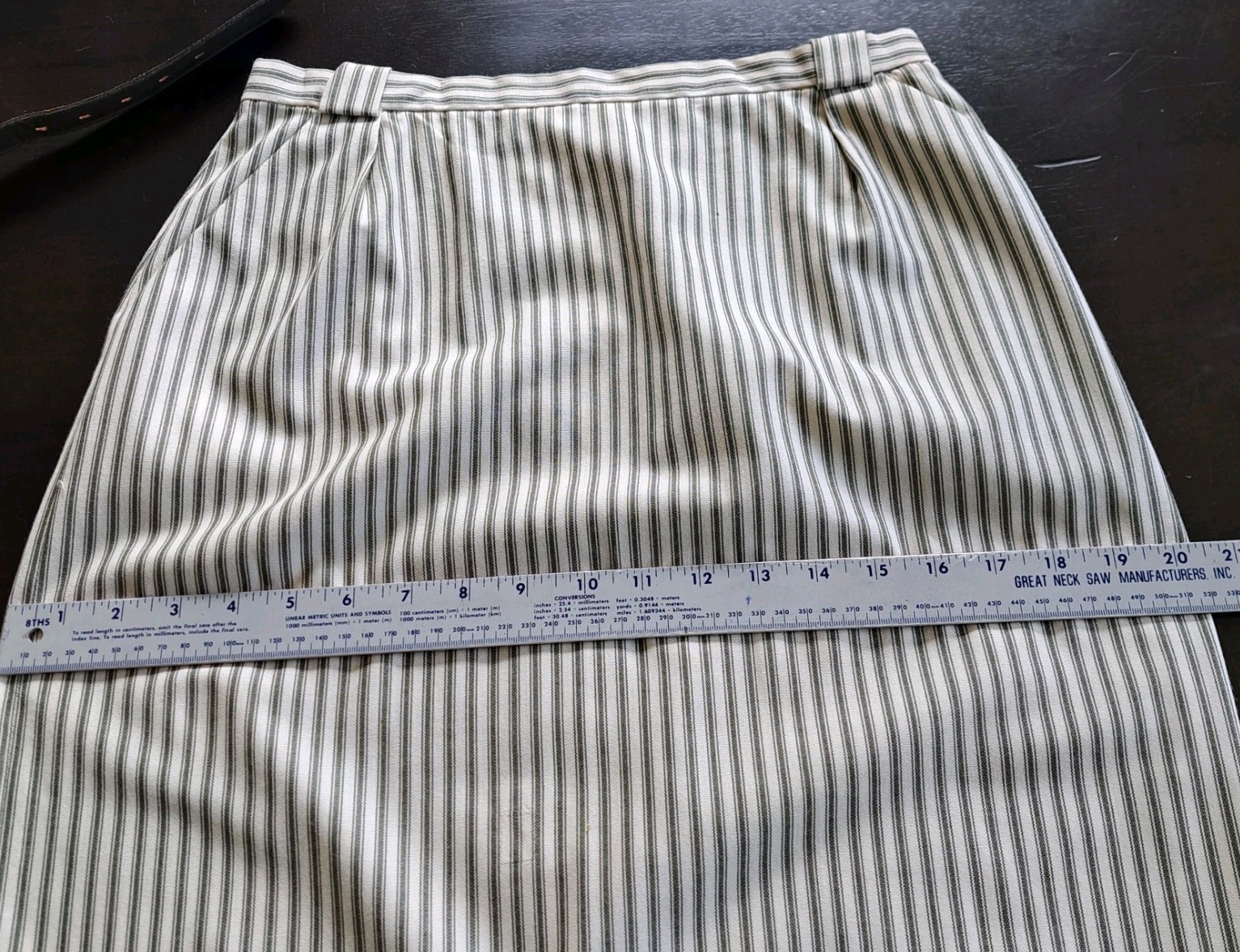 Vintage Majestic Womens 16 2 Pc Jacket & Skirt Cream And Green Strip 3/4 Sleeve