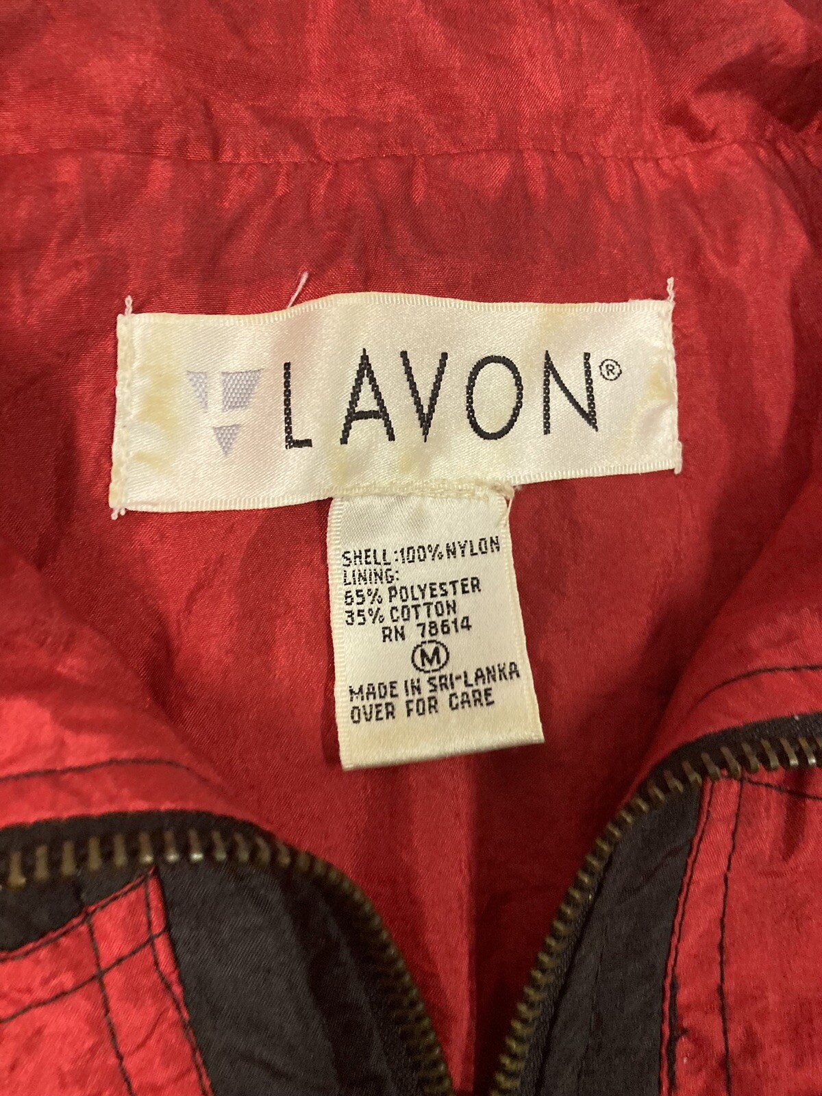 Vintage 90s Lavon Women’s Red/Black Flower Shoulders Windbreaker Jacket Medium