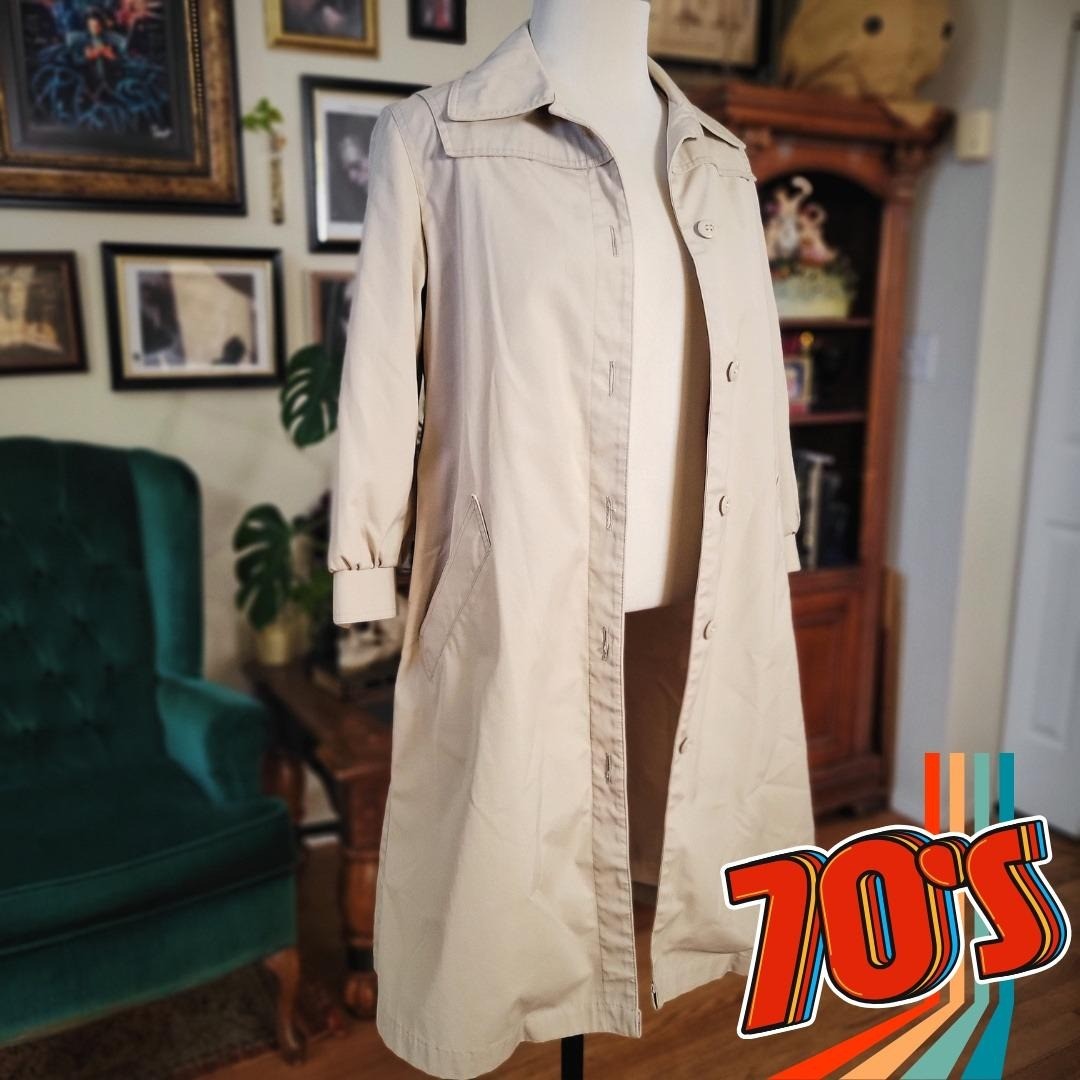 London Fog Trench Coat Vintage 1970s Maincoats Weatherwear Petite Size Women’s