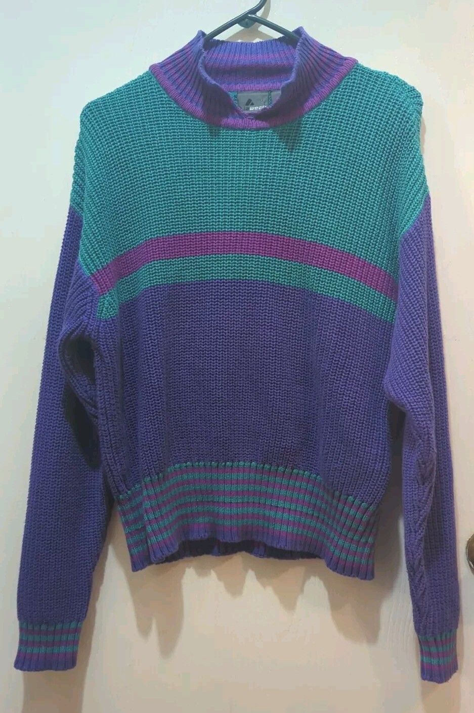 Liz Wear- American Made Vintage Long Sleeve Knit Women’s Sweater -size S/M