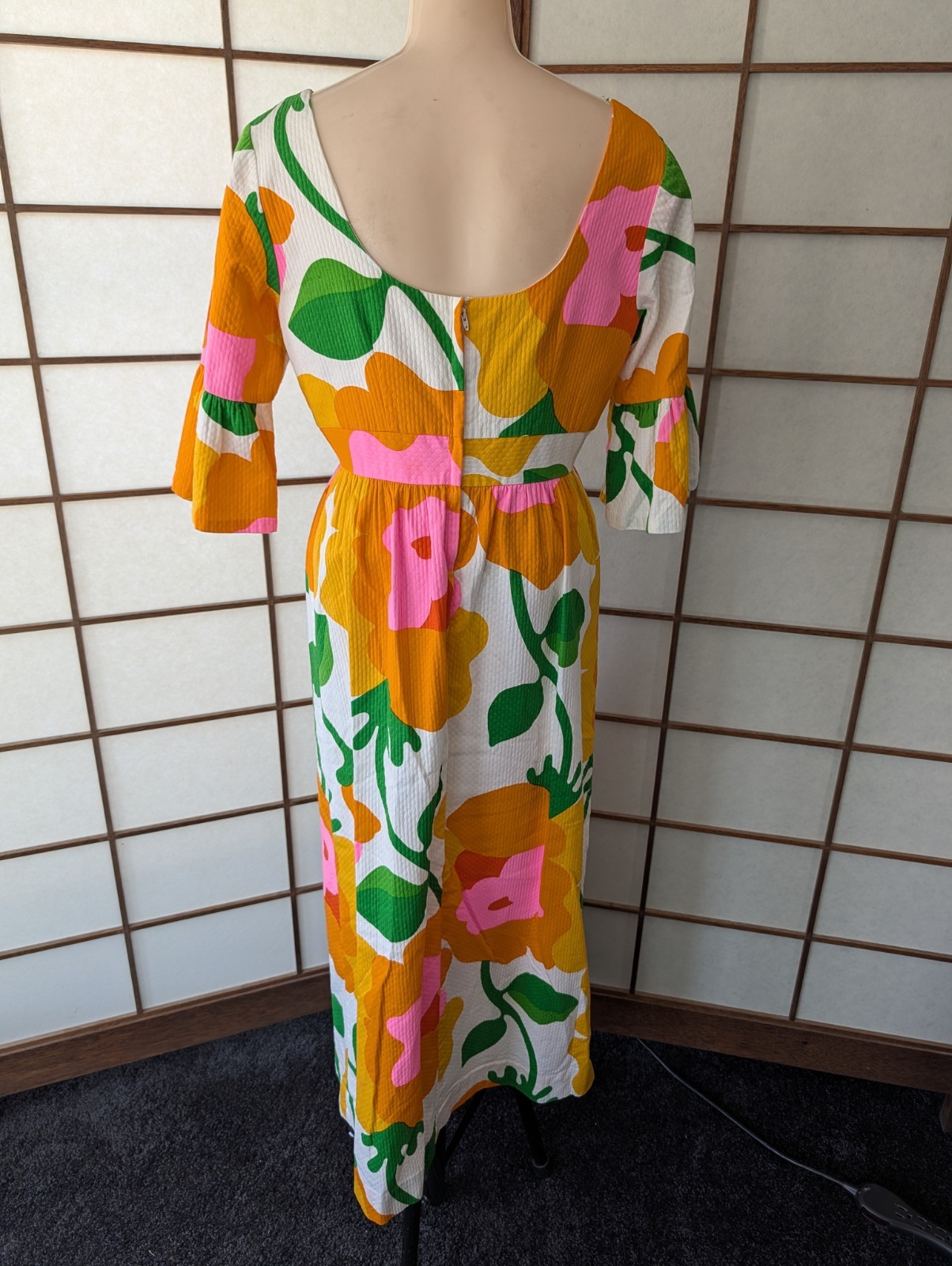 Vintage Malia Honolulu Hawaiian Maxi Dress Oversize Mod Floral Size M 1960s 70s