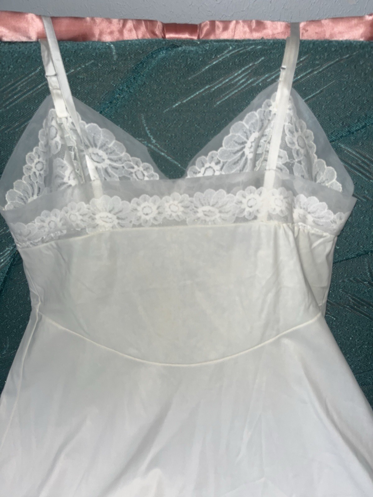 Vtg VANITY FAIR Satin Full Slip Sz 34 Bridal Floral Lace Trim Chiffon Nylon
