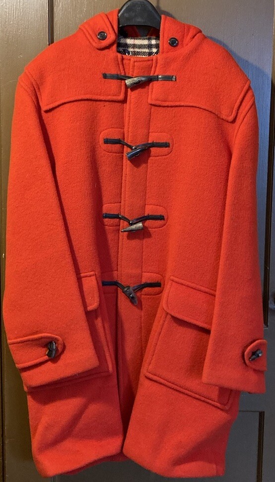 Burberry – Red Wool Women’s Vintage Duffle Coat (1980s/1990s) 23” Pit To Pit