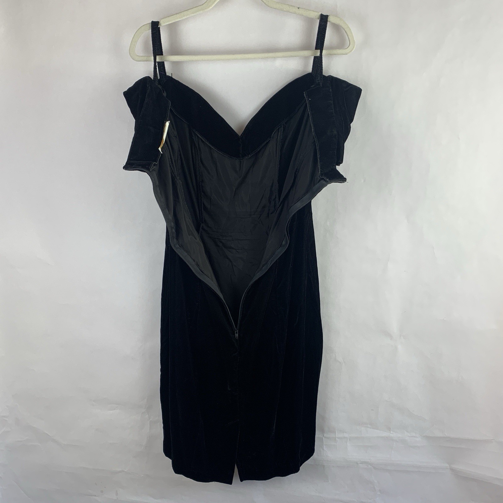 Vtg 80s Black Velvet Mini Dress Whimsigoth Sweetheart Neck Off The Shoulder