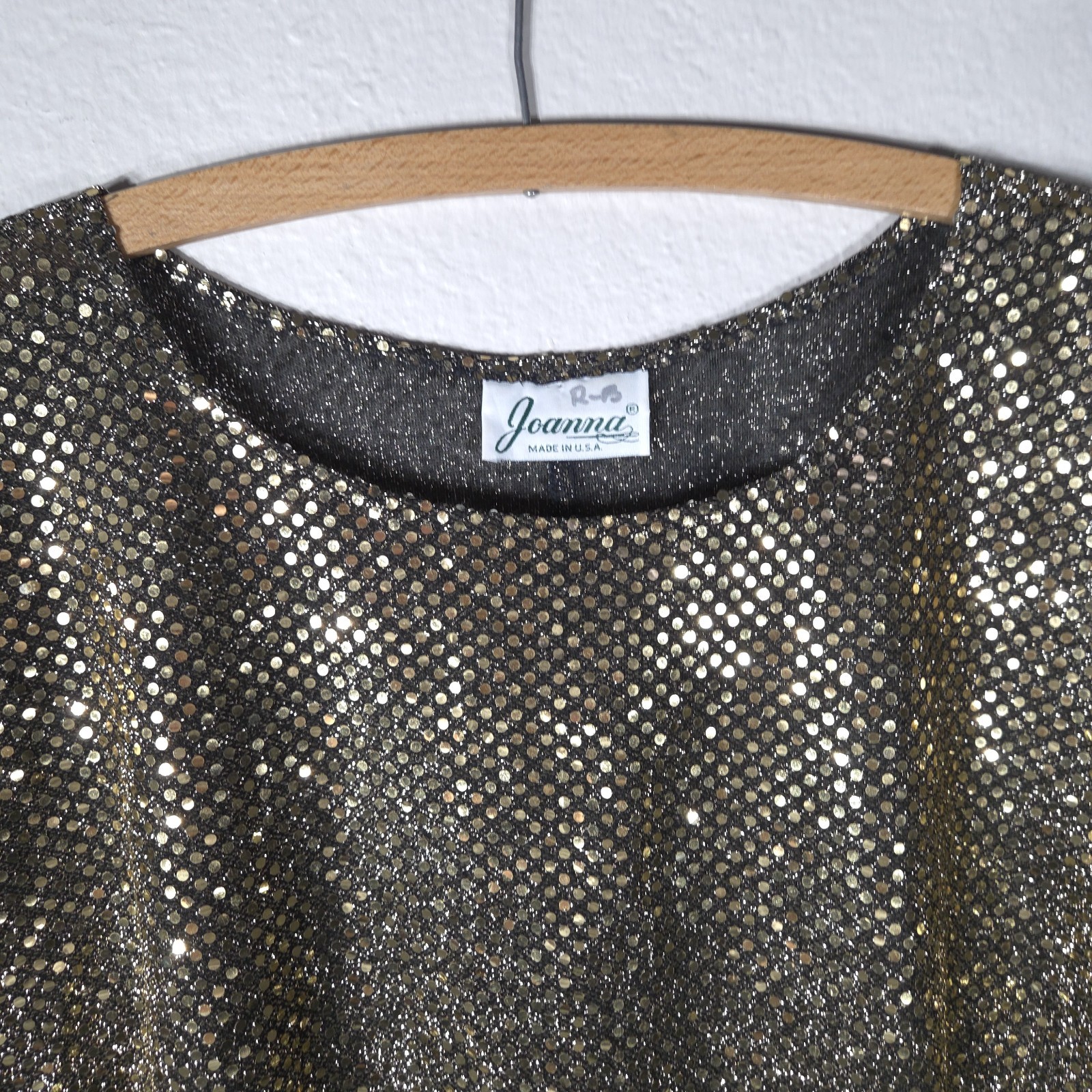 Vintage Joanna Sequin Sparkle Golden Top USA Size L Dolman Sleeves