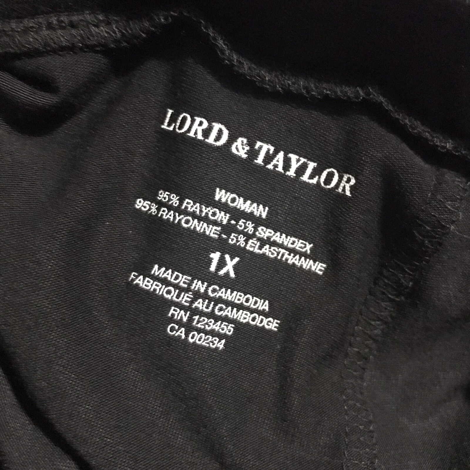 Lord & Taylor | Long Black Elastic Fold Waist 1X -39” Waist X 42” Long