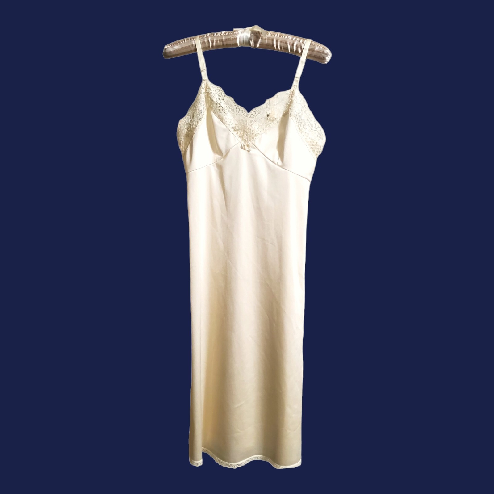 Vtg Full Slip By Cotillion Nylon Antron Women’s Size 32 Lace Trim Adjustable