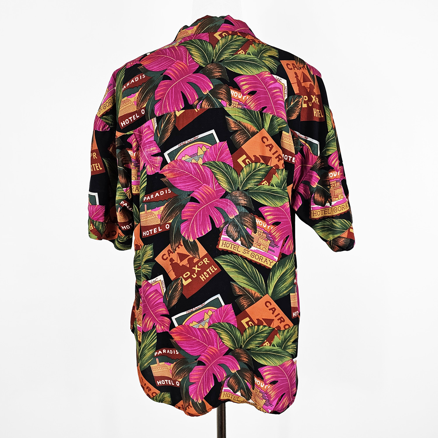 Vintage 80’s Cami Flawed Short Sleeve Double Breasted Button Down Tropical Shirt