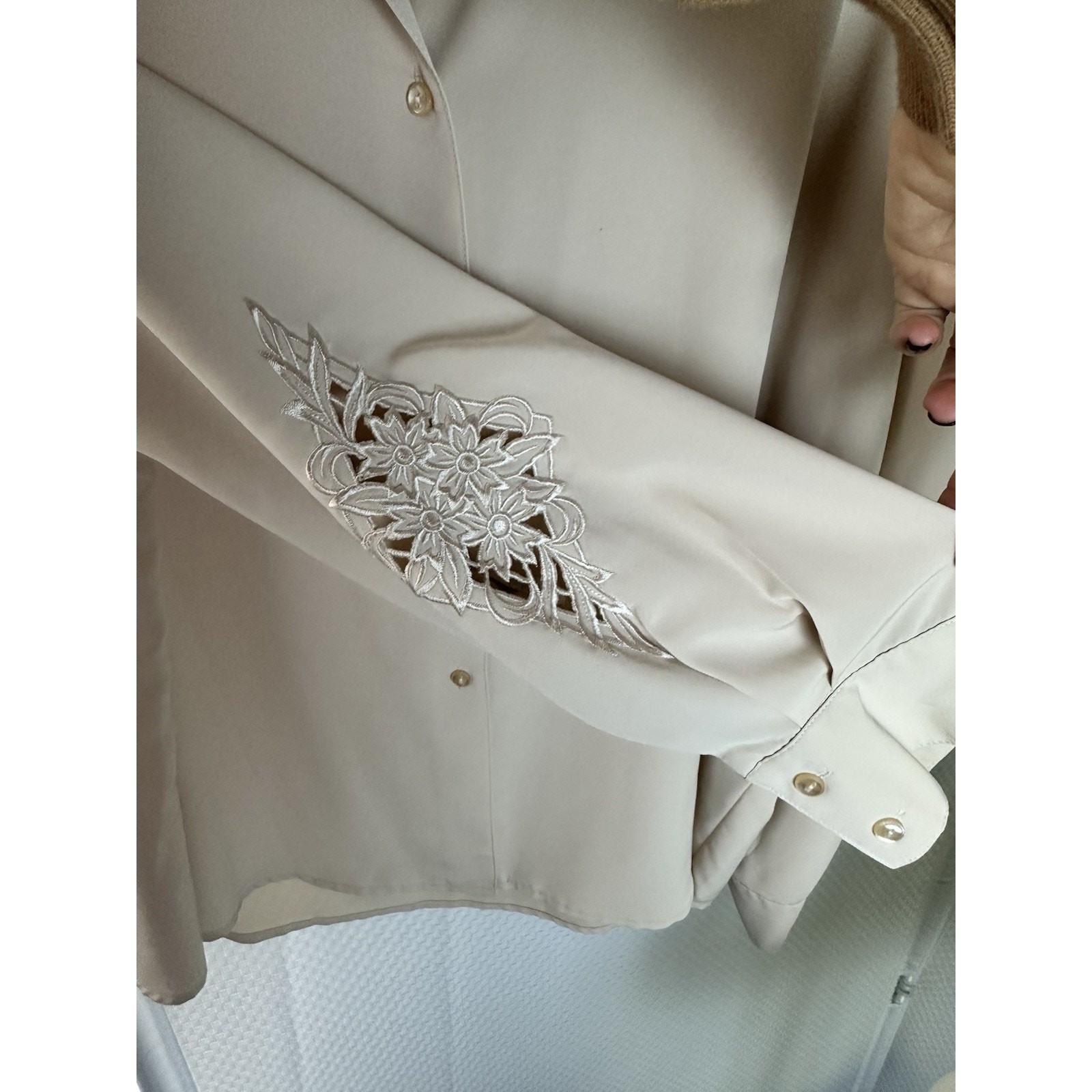 VTG N Touch Secretary 1980s Retro Button Up Floral Embroidered Long Sleeve XL