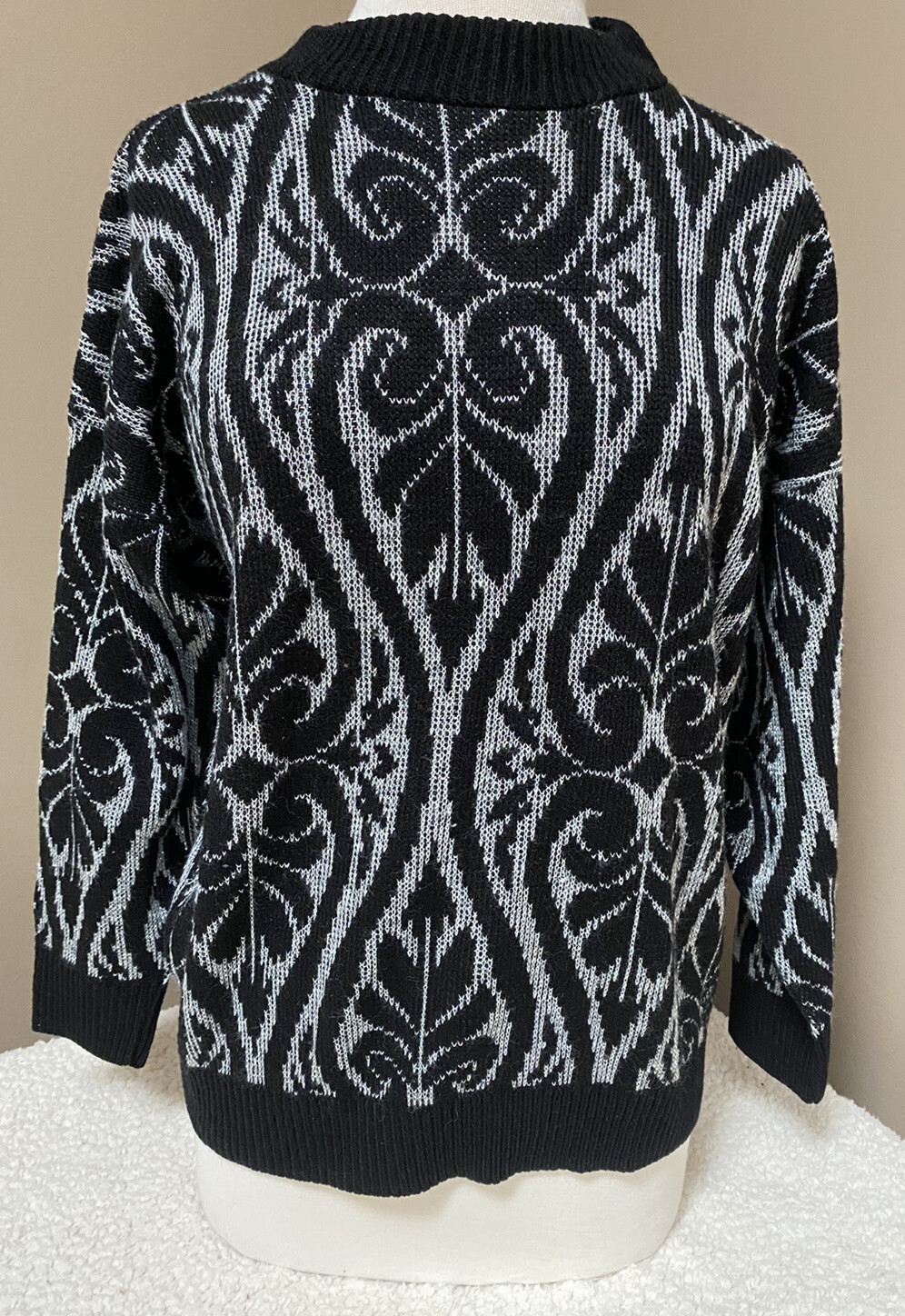 Vintage Fortune Knits Inc. Long Sleeve Sweater Black Silver Metallic USA Medium