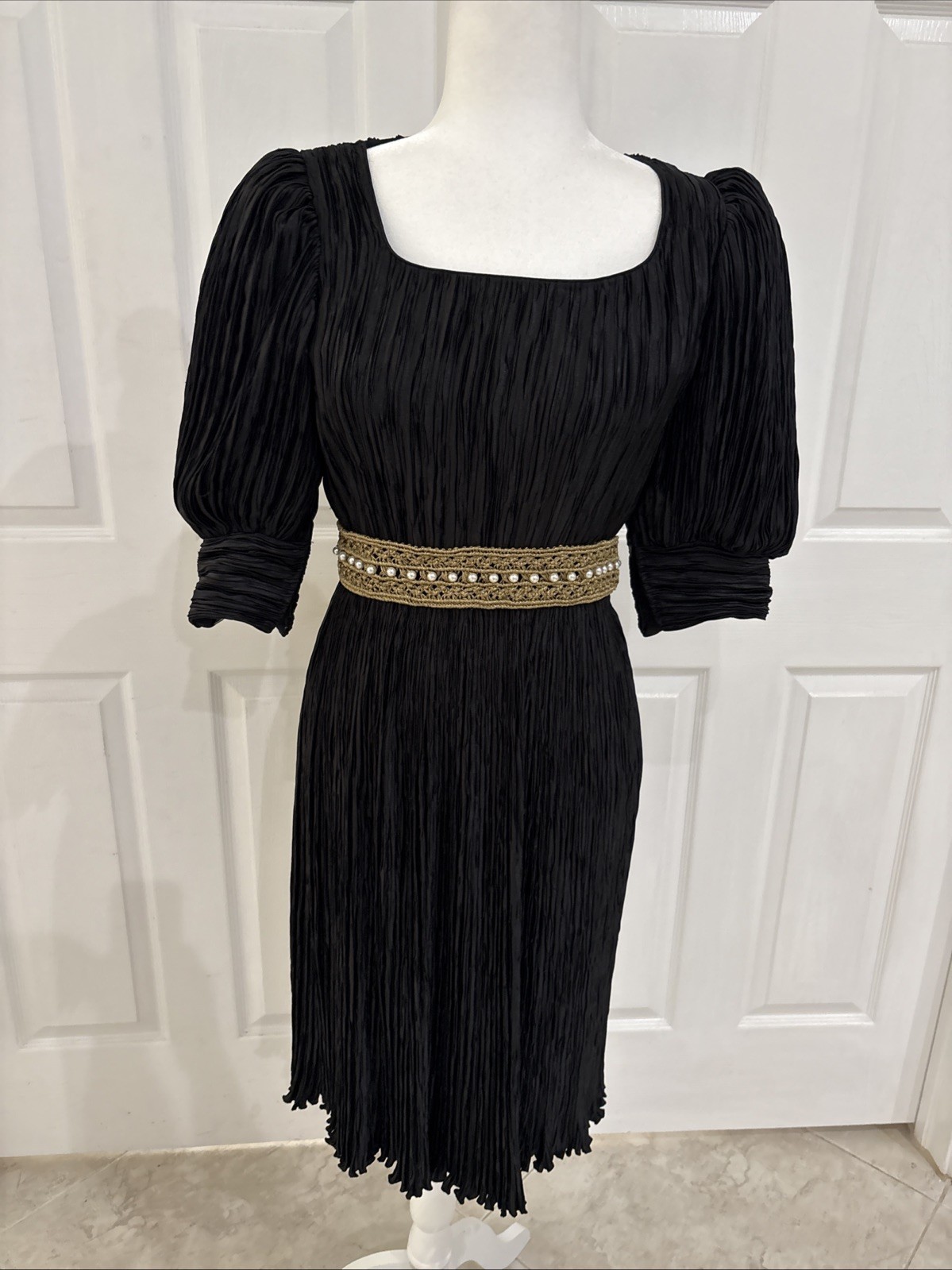 Mary McFadden Pleats Dress Vintage 80s Puffed Sleeve Size 4 Black