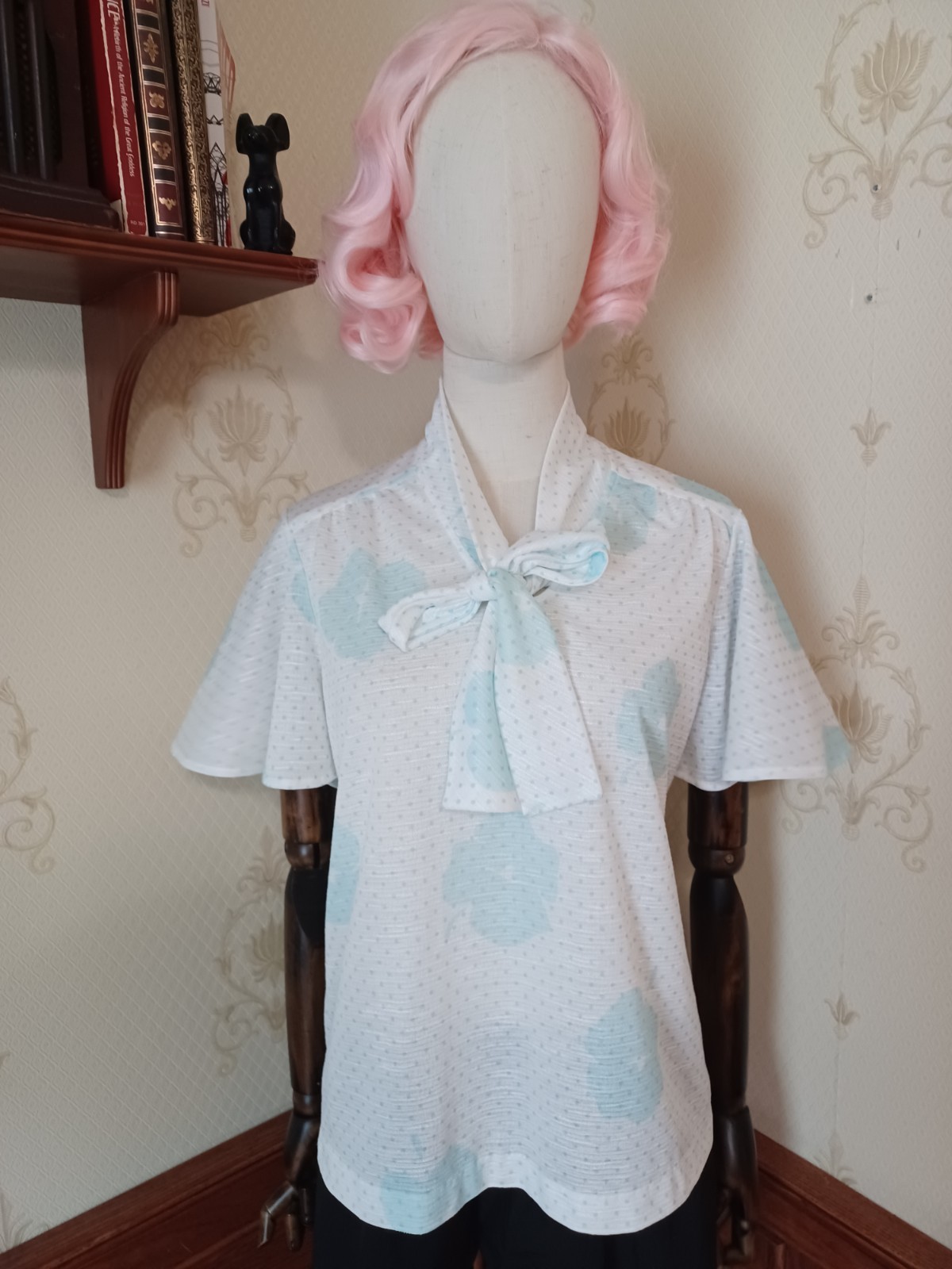 Vintage 1970s/80s Fire Islander Pastel Aqua Polka-dot Pussybow Secretary Blouse