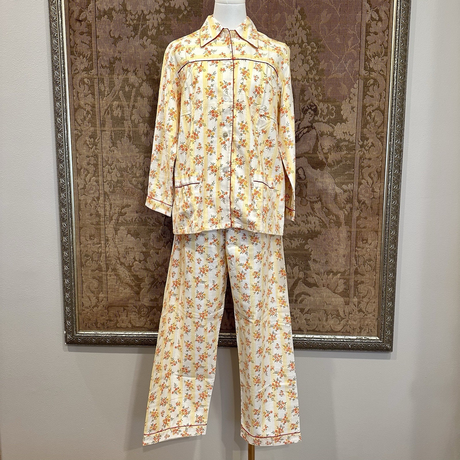 Vintage 60s / 70s  DEADSTOCK Chinese Plum Blossom Pajamas Lounge Set FLORAL