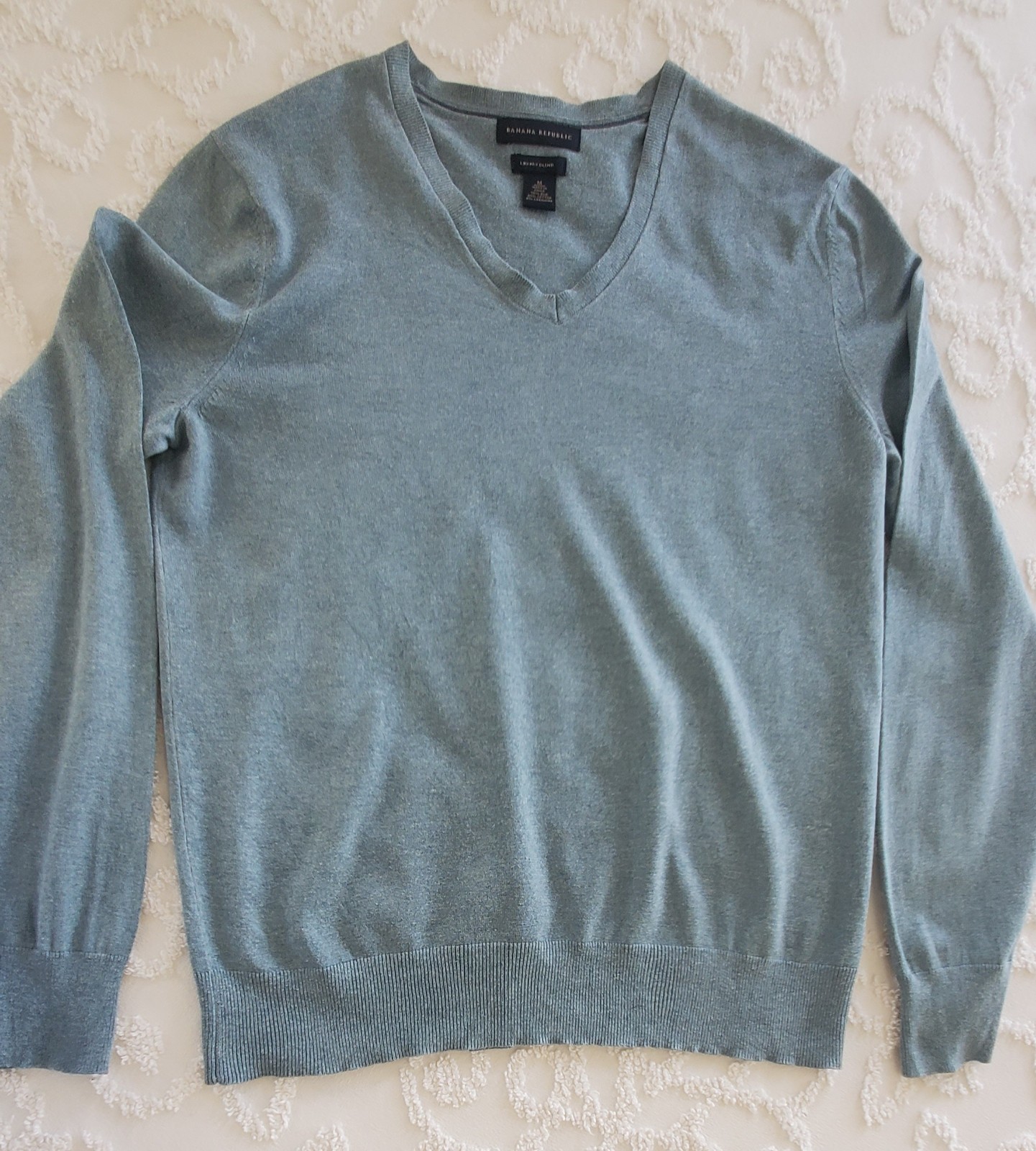 Men’s Banana Republic Luxury Blend Silk Cashmere V Neck Pullover Blue Size M