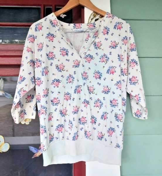 Vintage 90s Cascade Blues Rose Print Knit Top Medium Grandmacore Shabby Chic