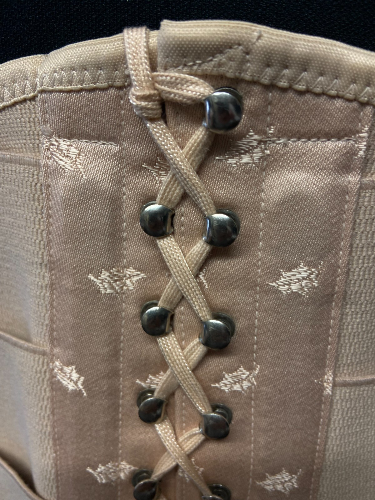 Women’s Vintage orthopedic corset – made in Italy | strapless corset