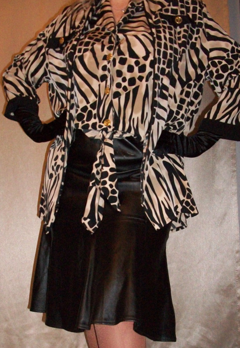 Vtg Animal Print REGAL Satin Shirt Top Zip Up Cape Jacket S M