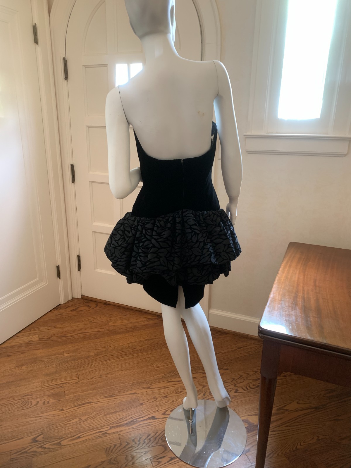 Vintage VICKY TIEL COUTURE 1980’s Velvet Ruffle Cocktail Party Dress Euro Sz 40