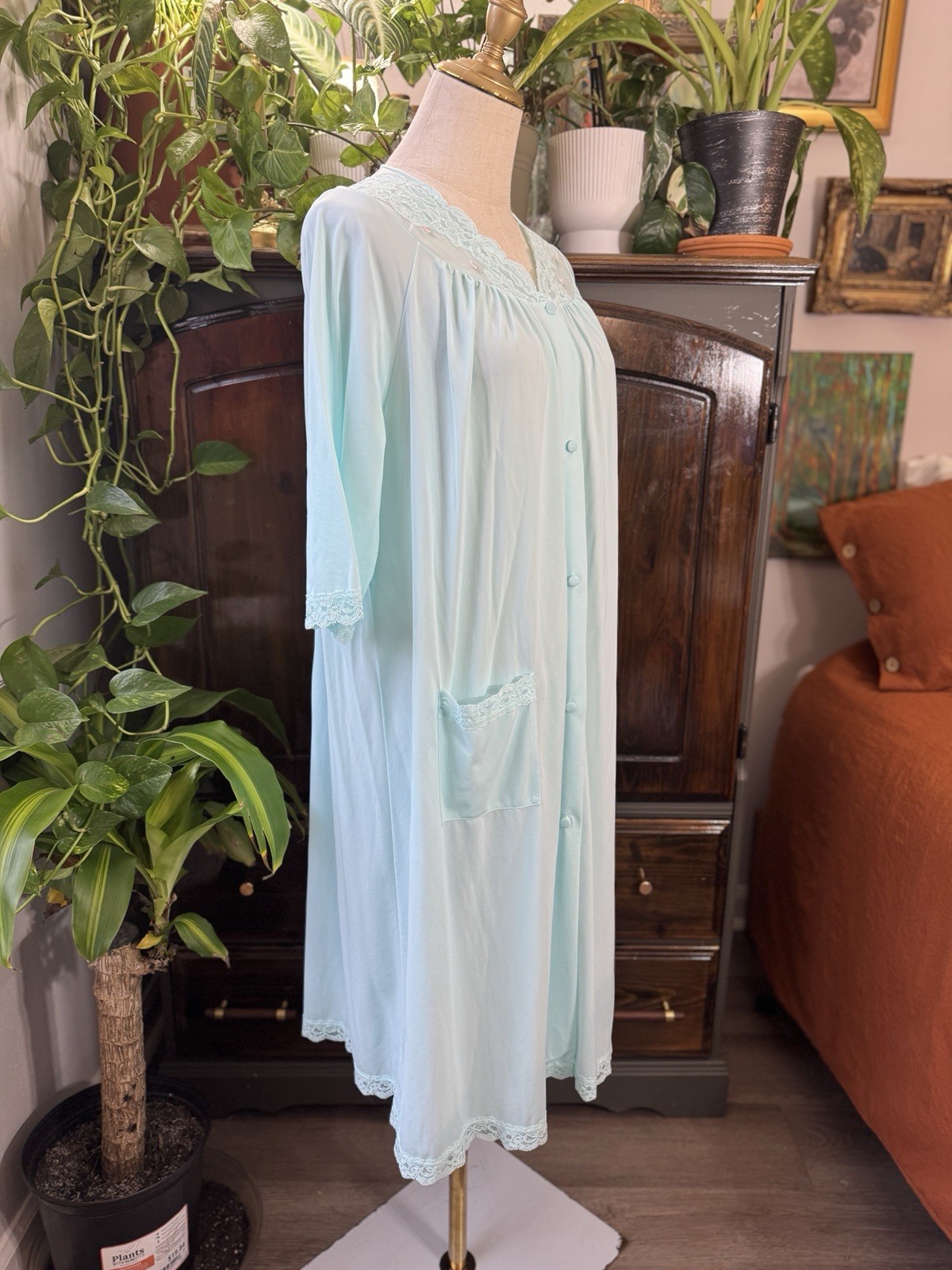 M Shadowline Lace Embroidered Tea Roses Mint Blue Silky Satin Robe Button Pocket