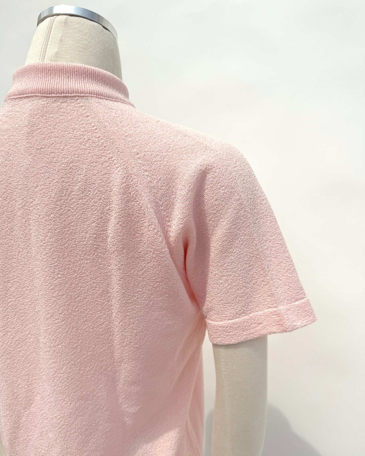 Vintage 1960s Light Pink Mod Mock Neck Turtleneck Short Sleeve Top Size Large