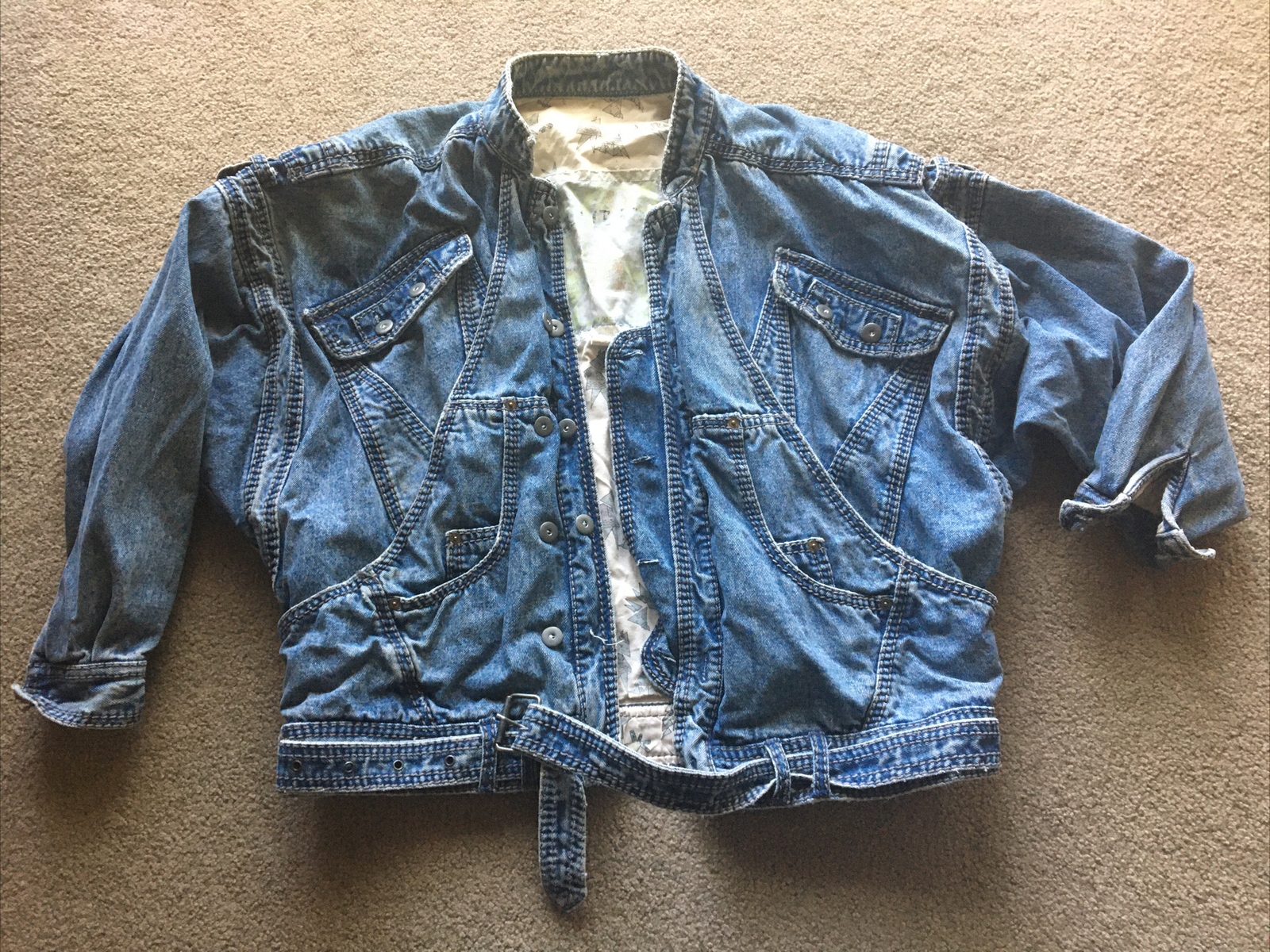 NO! Vintage Jean Jacket Insulated Pockets Belt Geometric Women’s Medium M BAGGY