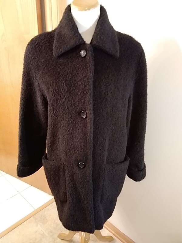 Pierrette women’s black coat size 6 Alpaka polyamid/nylon lined pockets buttons