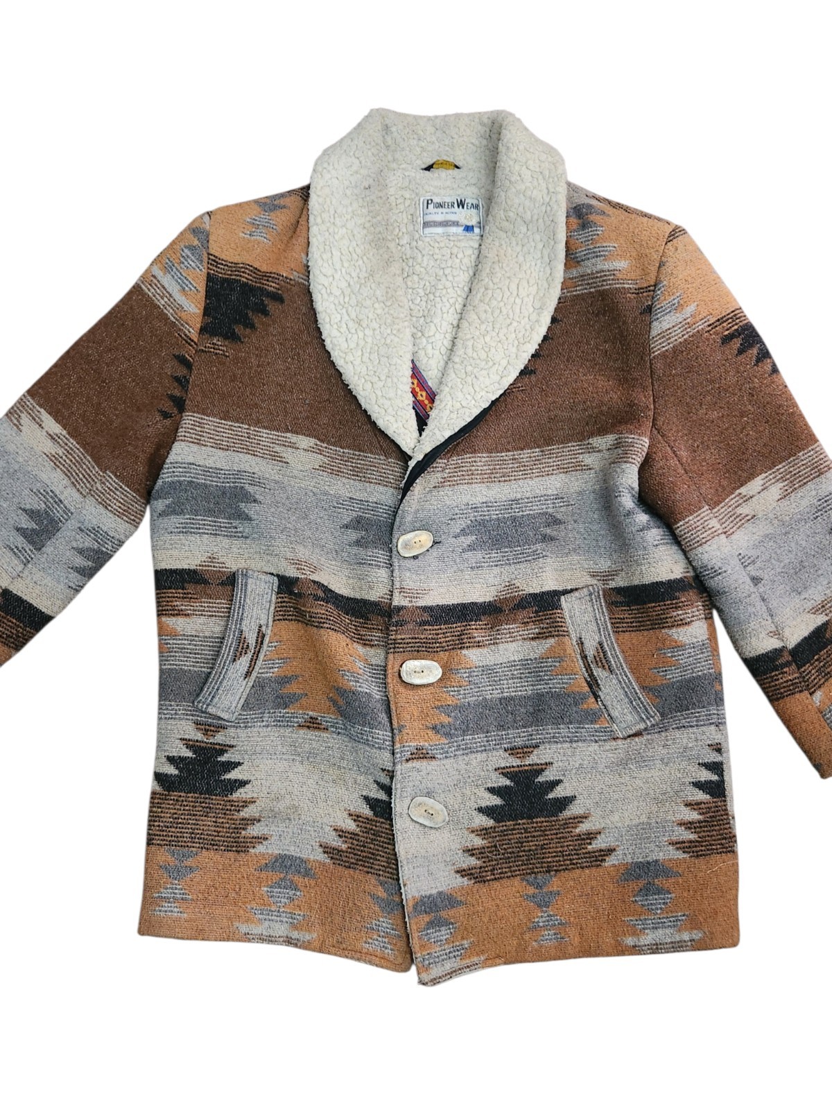 Vintage Pioneer Wear Chore Coat L XL USA Santa Fe Aztec Sherpa Lined Wood Button