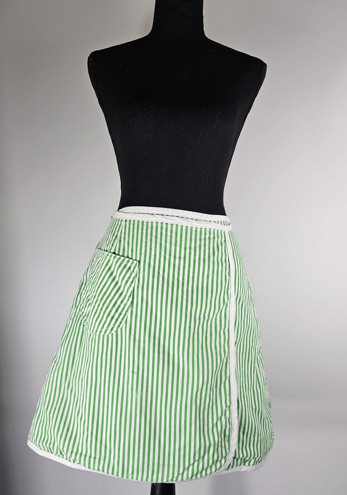 RETRO VINTAGE 1970S AUSTIN HILL *REVERSABLE* WRAP SKIRT GREEN POLKA DOT/ STRIPES