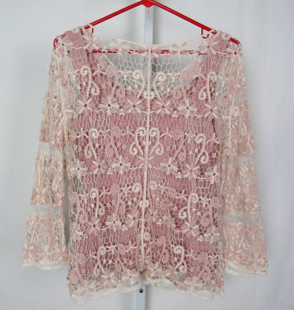 VTG 1980s 90s OSCAR DE LA RENTA ACTIVE FLORAL CROCHETED LACE TOP CREAM MAUVE