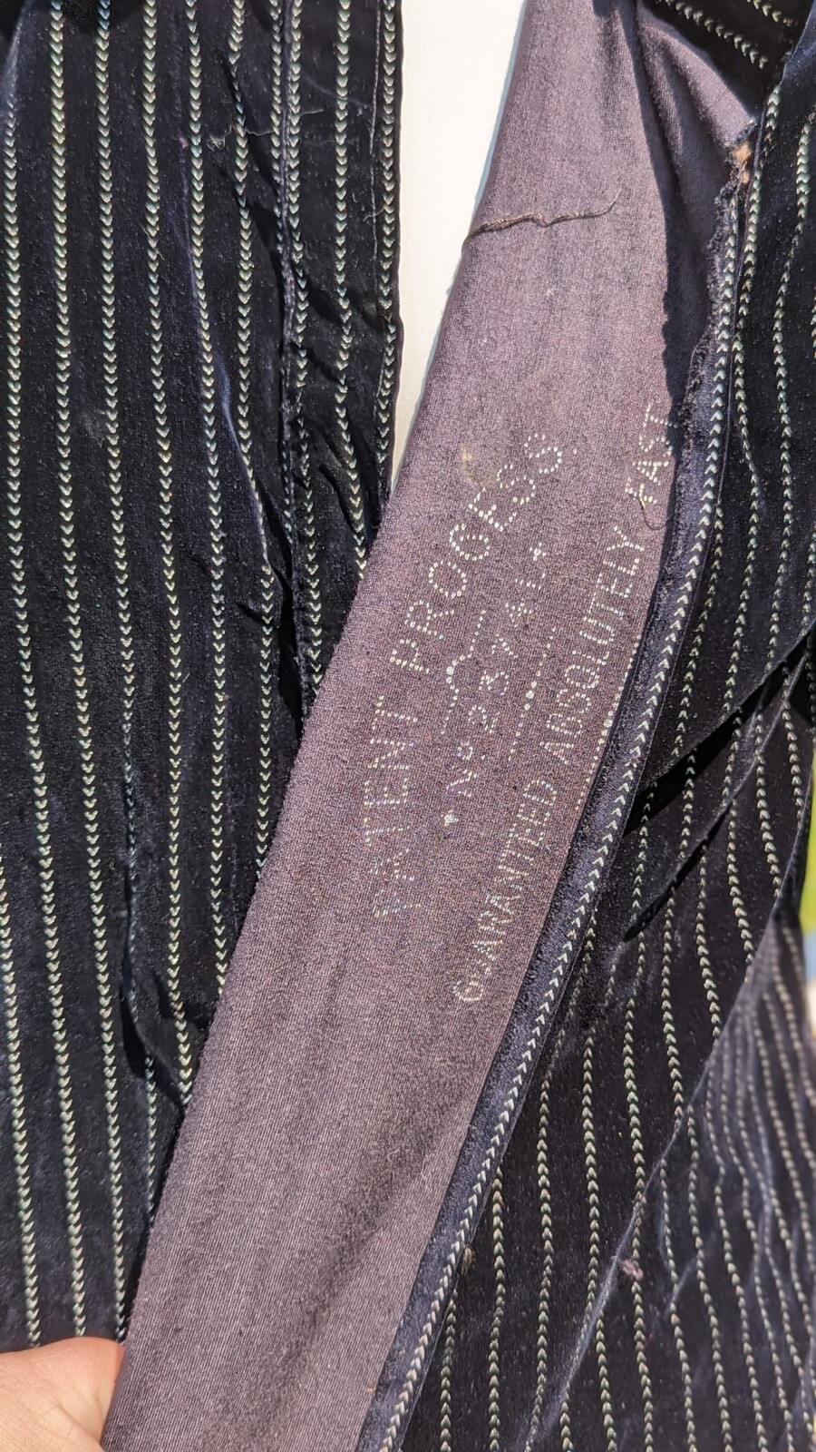 EARLY EDWARDIAN PINSTRIPED VELVET BLOUSE / SHIRT WAIST 