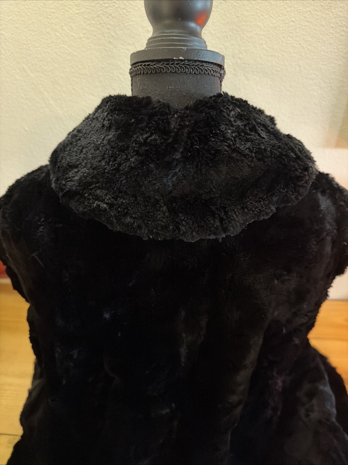Vintage 1950s Genuine Black Mink Fur Opera Cape One Size