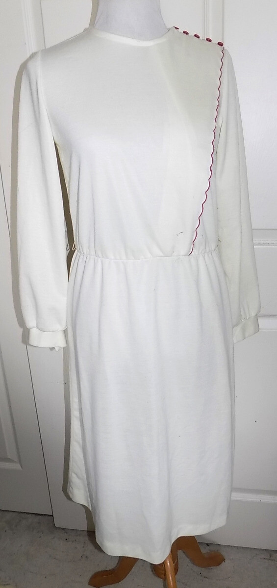 Vintage 70s Ivory White JC Penney Spun Polyester Dress Size 12 B36 Red Trim